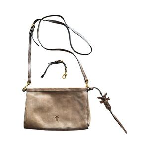 Frye Distressed Leather Crossbody Bag Bronze Boho Tassel Purse Classic Frye Logo